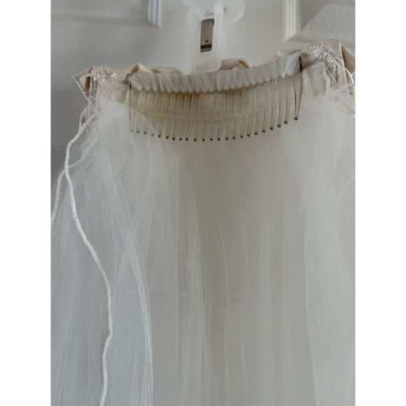 Vintage 1970\'s Bridal Head Dress Veil With Three Satin Roses Rhinestones main image 6